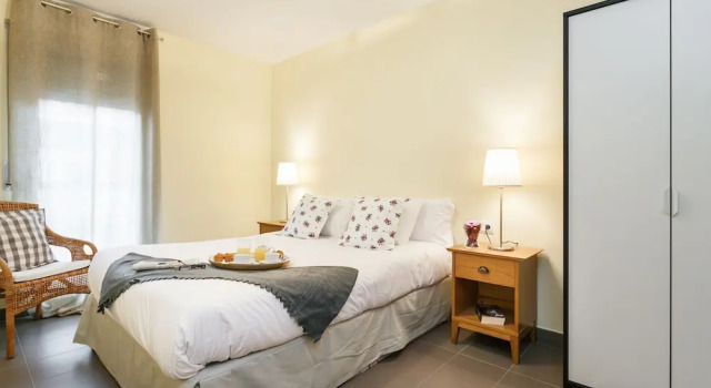 Апартаменты с 4 комнатами с балконом Apartamentos Cornellalux