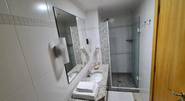 Студия Deluxe Stay - Apartamentos, Studios e Quartos - Piscina, Jacuzzi e Sauna - 400m da Praia Central