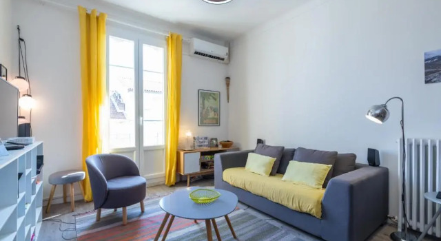 Cosy 2 Bdrs-Terrace near GaribaldiVieux NicePort, Забронировать Апартаменты/квартира Ницца Приморские Альпы, рядом с Касл-Хилл