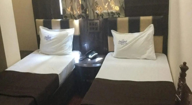 The Majestic Hotel, Rezerwuj Hotel Abids 