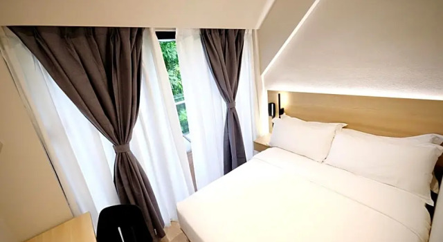 Habitación Estándar con balcón Rest Bugis Hotel