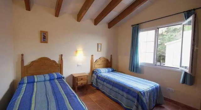 Villas Zona Cala'n Blanes, Rezerwuj Hotel Hotele w Minorka z parkingiem, Parking