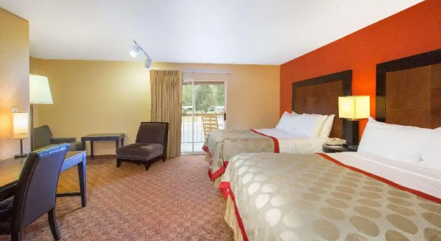 Номер Standard Ramada by Wyndham Maggie Valley