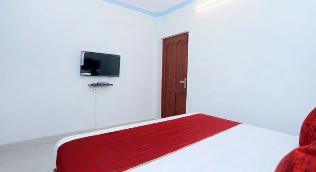 Jrj Suites by OYO Rooms