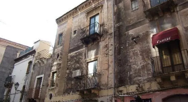Atrium Rooms