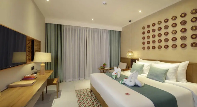 Двухместный номер Deluxe с балконом и с видом на город Little Gem Hoi An Boutique Hotel & Spa