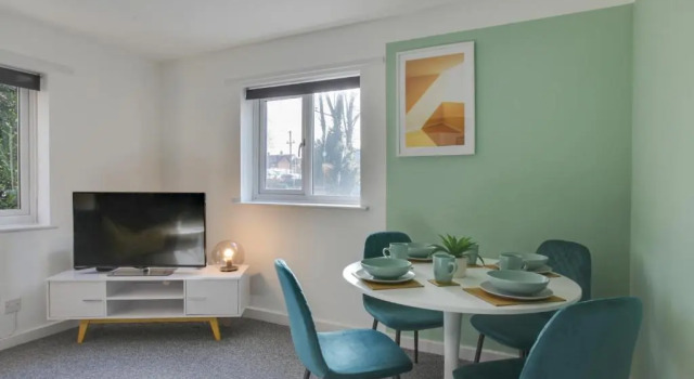 George Suite - Two Bed Apartment with Parking, Varaa Huoneisto Asunnot kohteessa Merseyside, Huoneisto