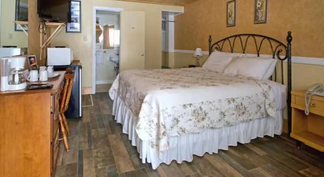 Двухместный номер Standard Mackenzie Motel & Cottages