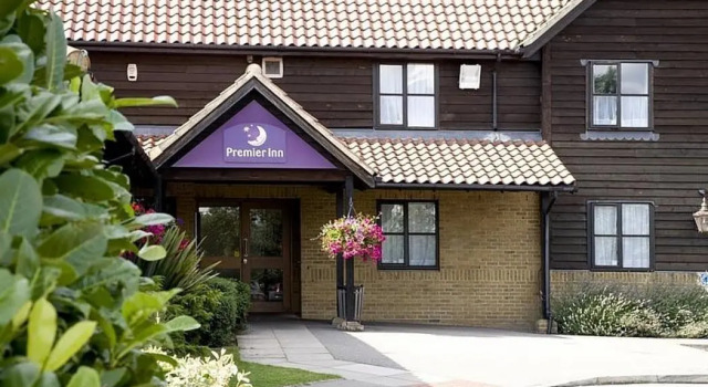Семейный номер Standard Premier Inn Basildon South