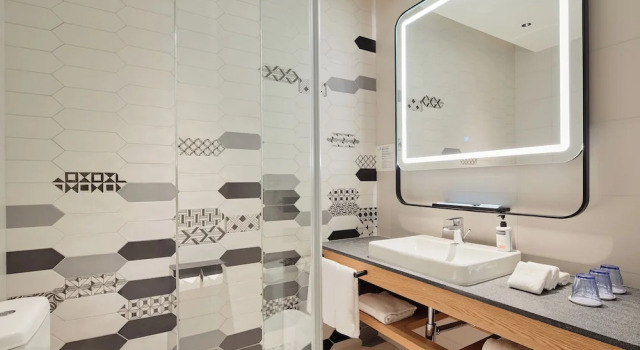 Двухместный номер Standard с балконом Holiday Inn Express Chiayi by IHG