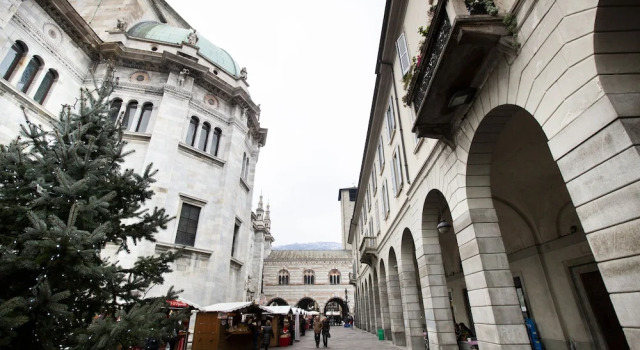 Suite Duomo Rodari, Забронировать Отель Отели Комо с парковкой, рядом с Площадь Кавур, Парковка