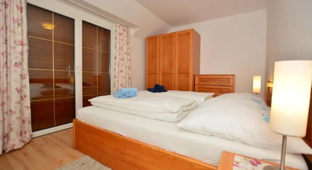 Апартаменты Virágoskert Apartman