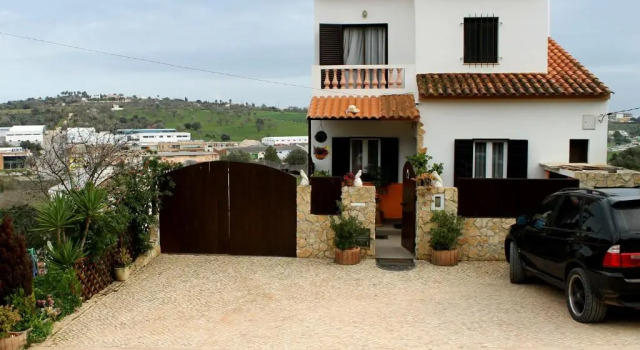 Коттедж Casa Encosta do Sol