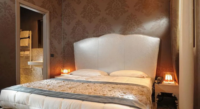 Aqua B, Prenota Hotel Castello Venezia.
