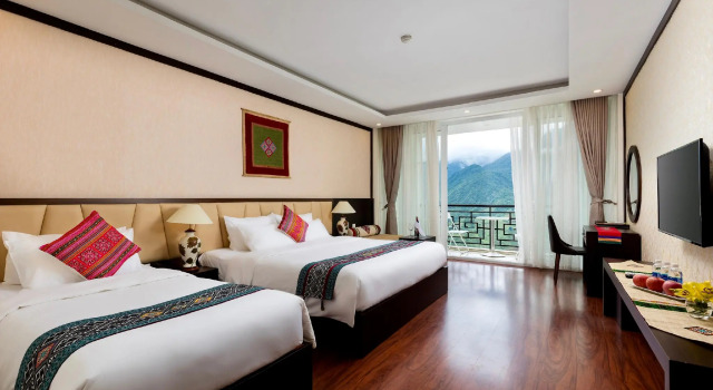 Семейный номер Deluxe с видом на горы Sapa Diamond Hotel