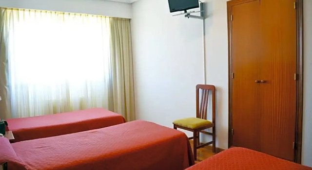 Hotel Os Caracoles, Prenota Hotel  