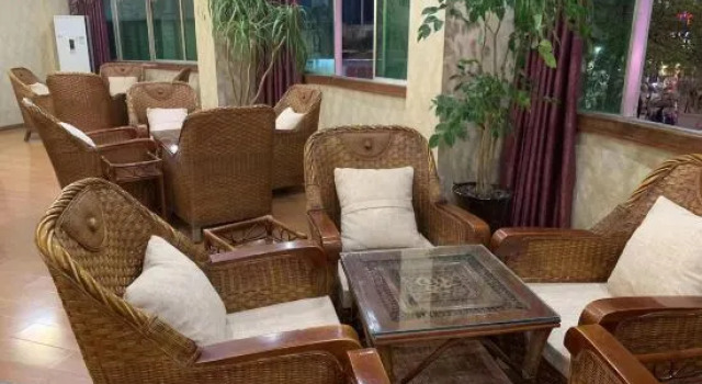 Tianquan Jiayuan Business Hotel, Prenota Hotel Hotel a Sichuan con parcheggio, Parcheggio