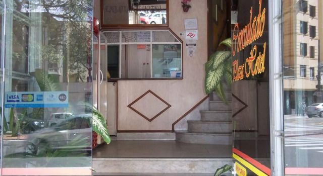 Hotel Consulado Avenida Paulista, Забронировать Отель Отели Сан-Пауло с завтраком, рядом с Больница Освалду-Крус, Завтраки