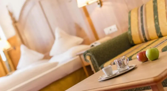 Номер Superior The Oswald Grand Hotel