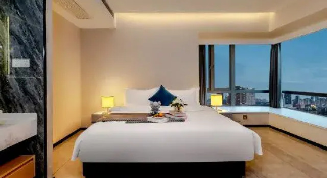 Люкс с 6 комнатами Luxe·Eastern Joy Suites Hotel