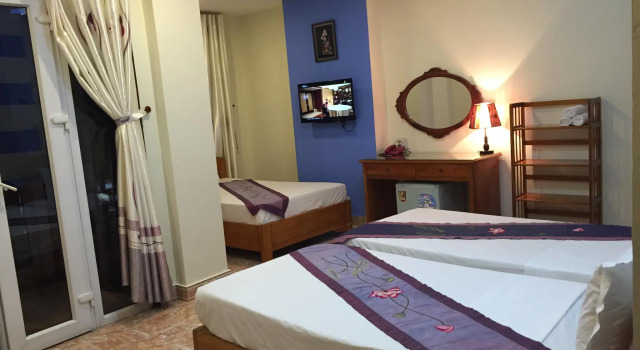 Sunny C Hotel