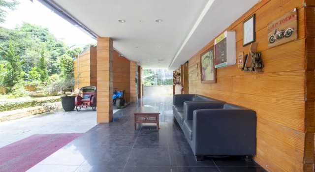 Bwalk Hotel by OYO Rooms