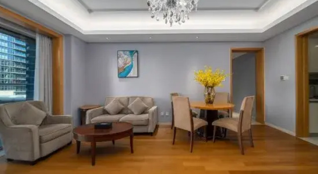 Люкс с 2 комнатами с балконом и с красивым видом из окна Lvcheng Lanwan Holiday Hotel