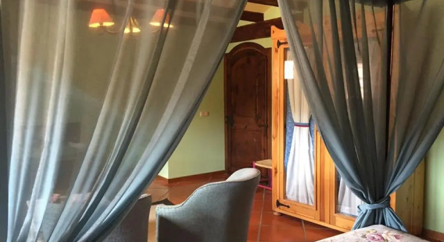 Casa de Santiago, Book Hotel Albarracín 