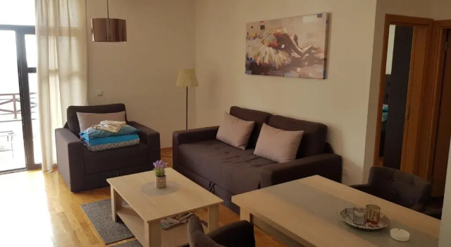 Apartment C2 Dvori, Buchen Sie Ferienwohnung Kopaonik 