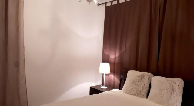 Apartment With 2 Bedrooms in Mogoșoaia, With Private Pool, Furnished Terrace and Wifi, Rezerwuj Apartament Hotele w Ilfov z parkingiem, Parking