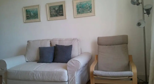 Spacious 2 Bedroom Holyrood Flat With Great Views, Забронировать Апартаменты/квартира Апартаменты Эдинбурга, рядом с Холирудское абатство, Апартаменты/квартира