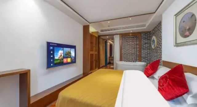 Семейный люкс Fenghuang Fanyin Zhenpin Inn