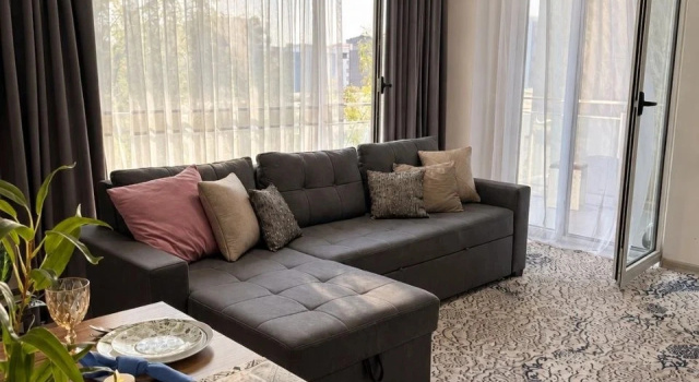 Apartments Uyutnye Apartamenty Zarafshan 60 V Tsentre Tashkenta, Buchen Sie Ferienwohnung Taschkent Tashkent