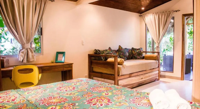 Коттедж Banana Beach Bungalows