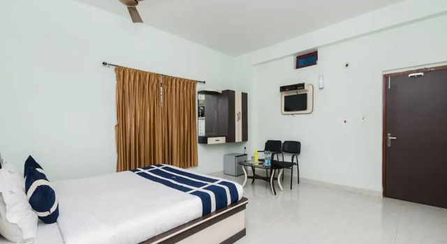 OYO 10398 Hotel Parijayee, Prenota Hotel Digha West Bengal
