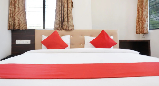 OYO 35766 Hotel Grand Inn, Забронировать Отель Отели штата Махараштры 3 звезды, 3*