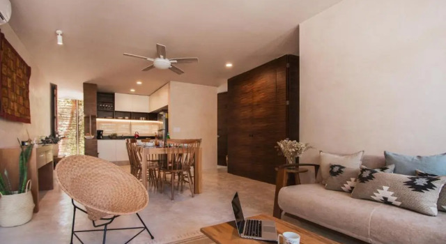 Spacious 2BR apt · Wide balcony w/tub & Yoga deck, Rezervasyon Otel Tulum havuzlu oteller, Yüzme Havuzu