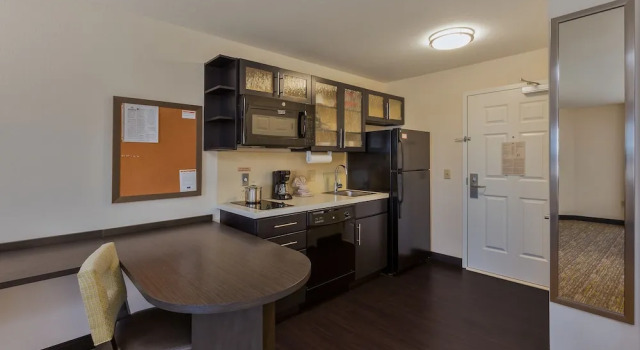 Люкс c 1 комнатой Candlewood Suites Tucson by IHG