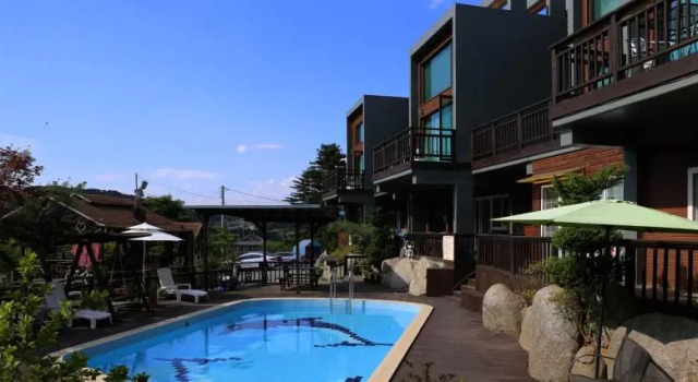 Gapyeong Sol Morning Pension (beam projector individual barbecue)