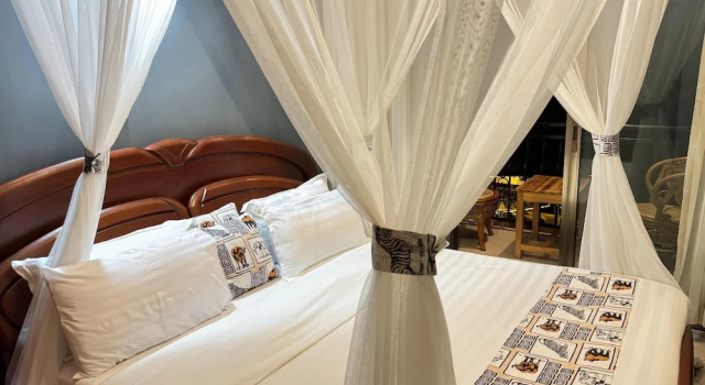 Двухместный номер Standard с балконом и с видом на озеро Victoria Rock Resort
