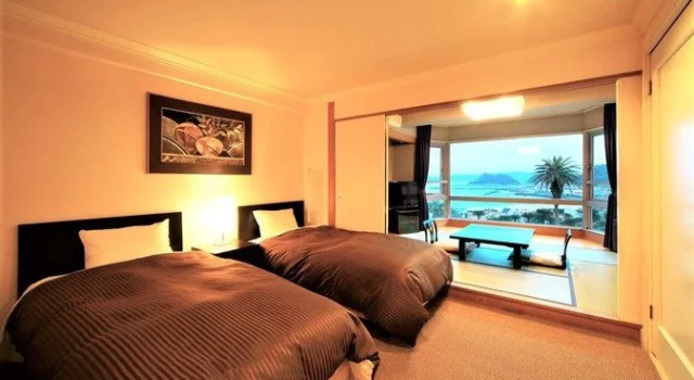 Kamogawa Hills Resort Hotel, Забронировать Курортный отель Отели Камогава 3 звезды, 3*