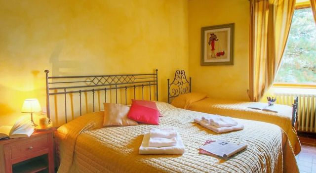 Majestic Farmhouse in Loro Ciuffenna with Pool, Buchen Sie Ferienhaus Loro Ciuffenna 