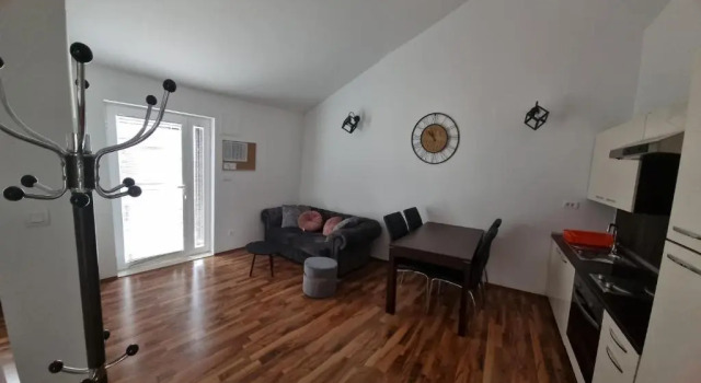 Holiday Home Gabi, Rezerwuj Hotel Kanica Split-Dalmatia County