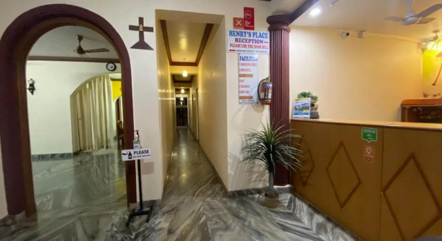 Henry's Place, Book Hotel Billige hoteller i Calangute