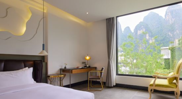 Семейный люкс с балконом и с видом на реку Oneheart Riverside Retreat