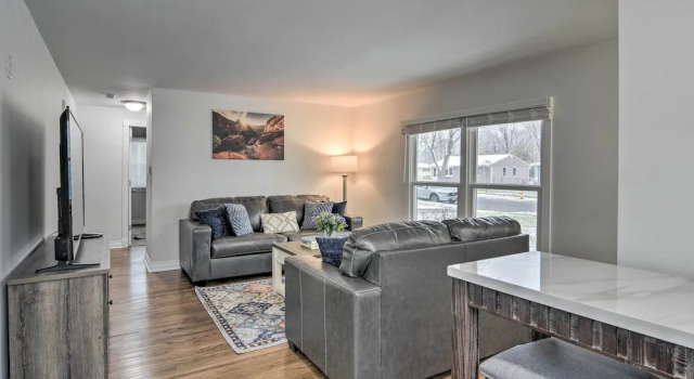 Коттедж Serene Buffalo Dwelling w/ Backyard BBQ Patio