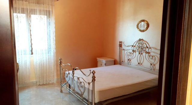Apartment Piazza Guglielmo Marconi, Buchen Sie Ferienwohnung Montagnareale Sizilien