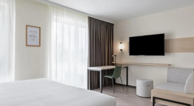 Студия Comfort Residence Inn by Marriott Hamburg Altona