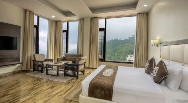 Двухместный номер Executive с красивым видом из окна Snow Valley Resorts Shimla