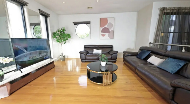 Luxury 7BRM Lakeside BigHouse Point Cook